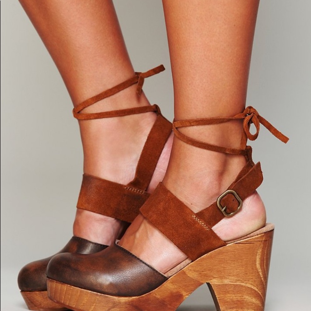 Free people distressed leather lace up clogs